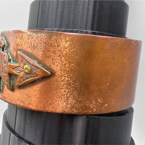 Vintage Copper Cuff Bracelet With Thunderbird & Arrow Design - Picture 2 of 9